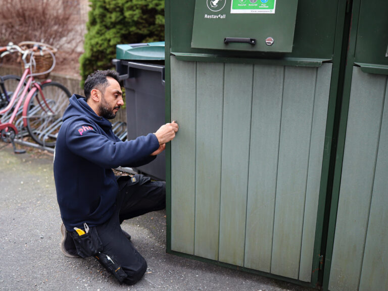 Vaktmester fra Bygårdsservice på oppdrag i Oslo